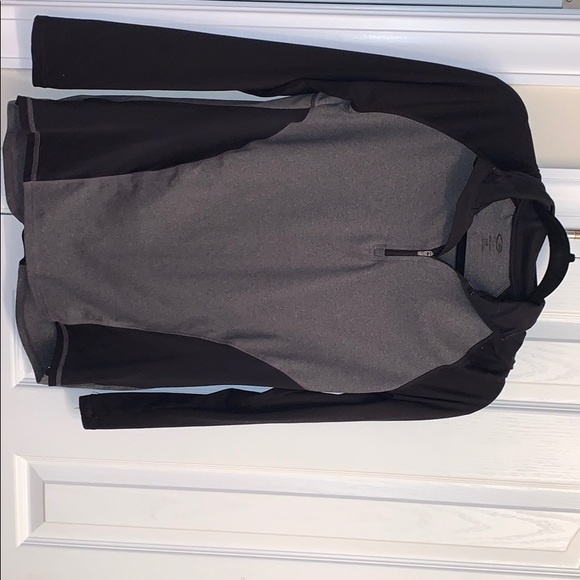 Athletic pull over - Picture 1 of 3